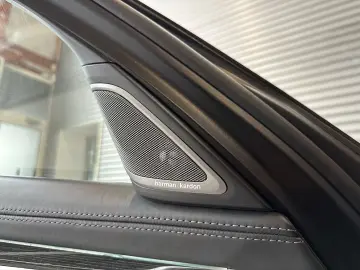 BMW 730L d xDrive LASER 360  SKY LOUNGE MASSAGE H&K