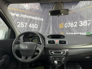 RENAULT MEGANE 1.9 TDI 2012 – TRANSPORT GRATUIT