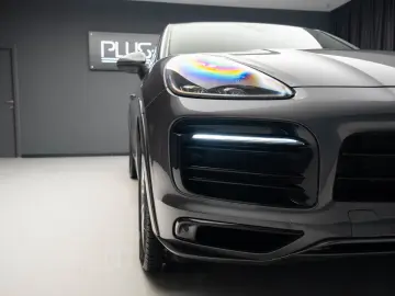 PORSCHE CAYENNE E-HYBRID