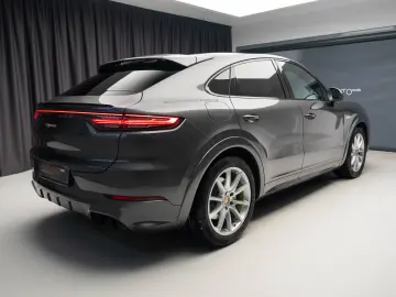 PORSCHE CAYENNE E-HYBRID