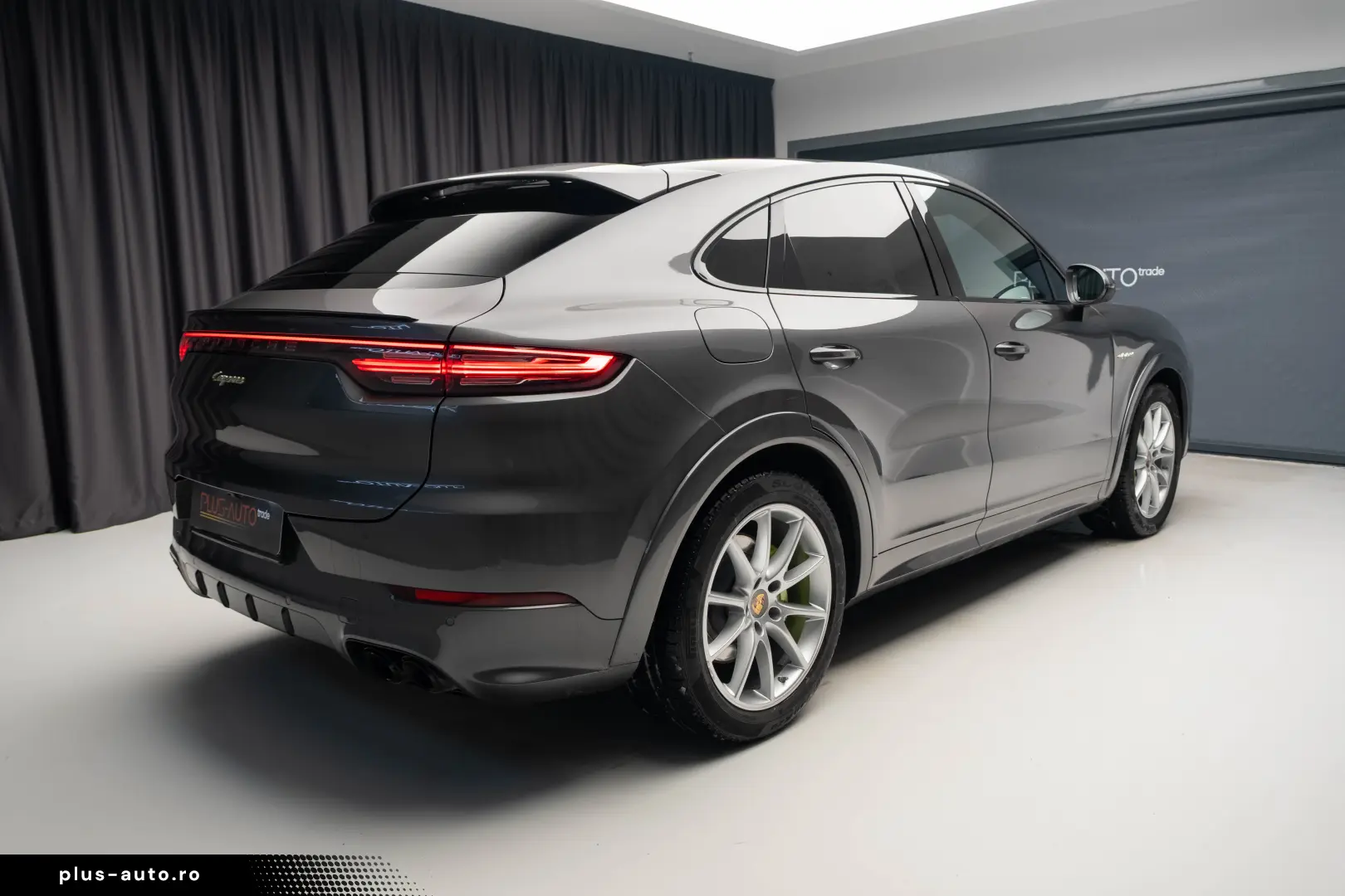 PORSCHE CAYENNE E-HYBRID