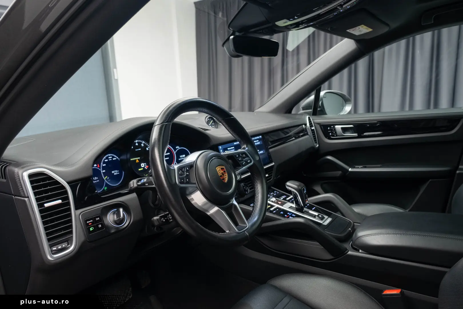 PORSCHE CAYENNE E-HYBRID