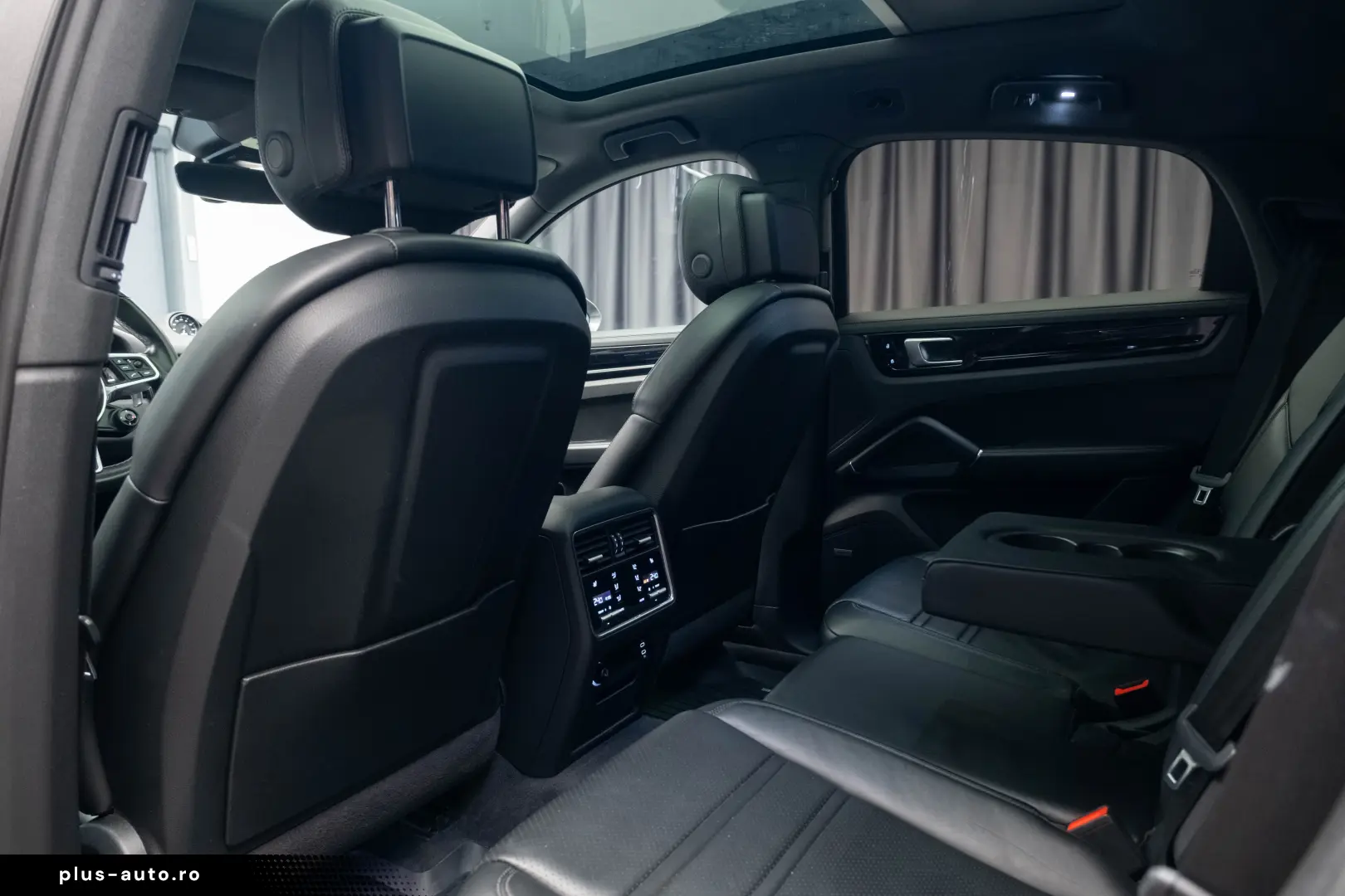 PORSCHE CAYENNE E-HYBRID