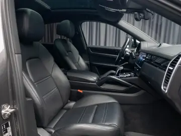 PORSCHE CAYENNE E-HYBRID