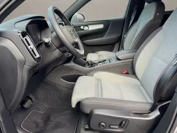 VOLVO XC40 B3 Core BUSINESS ACC BLISS 360