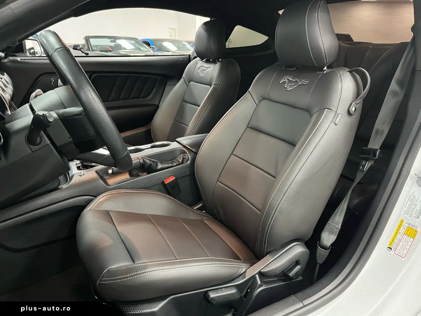 FORD Mustang 2 3l EcoBoost   Auto   Leder  SHZ