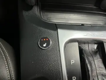 FORD Mustang 2 3l EcoBoost   Auto   Leder  SHZ