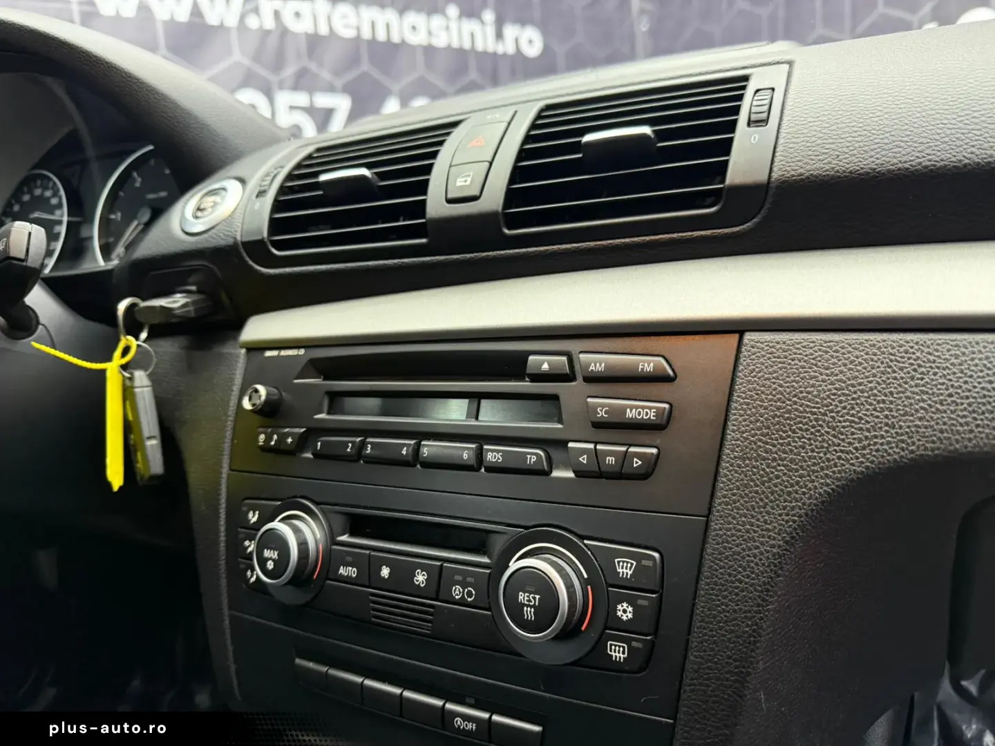 BMW SERIA 1 MANUAL EURO 5 – TRANSPORT GRATUIT