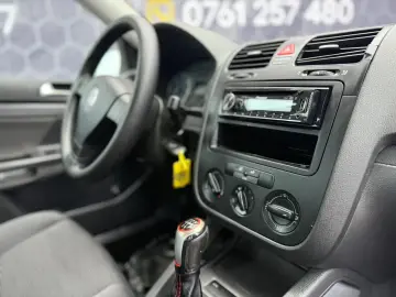 VW GOLF 5 MANUAL 2.0 TDI – TRANSPORT GRATUIT