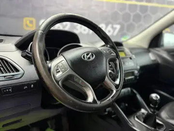 HYUNDAI iX35 MANUAL 2014 – TRANSPORT GRATUIT