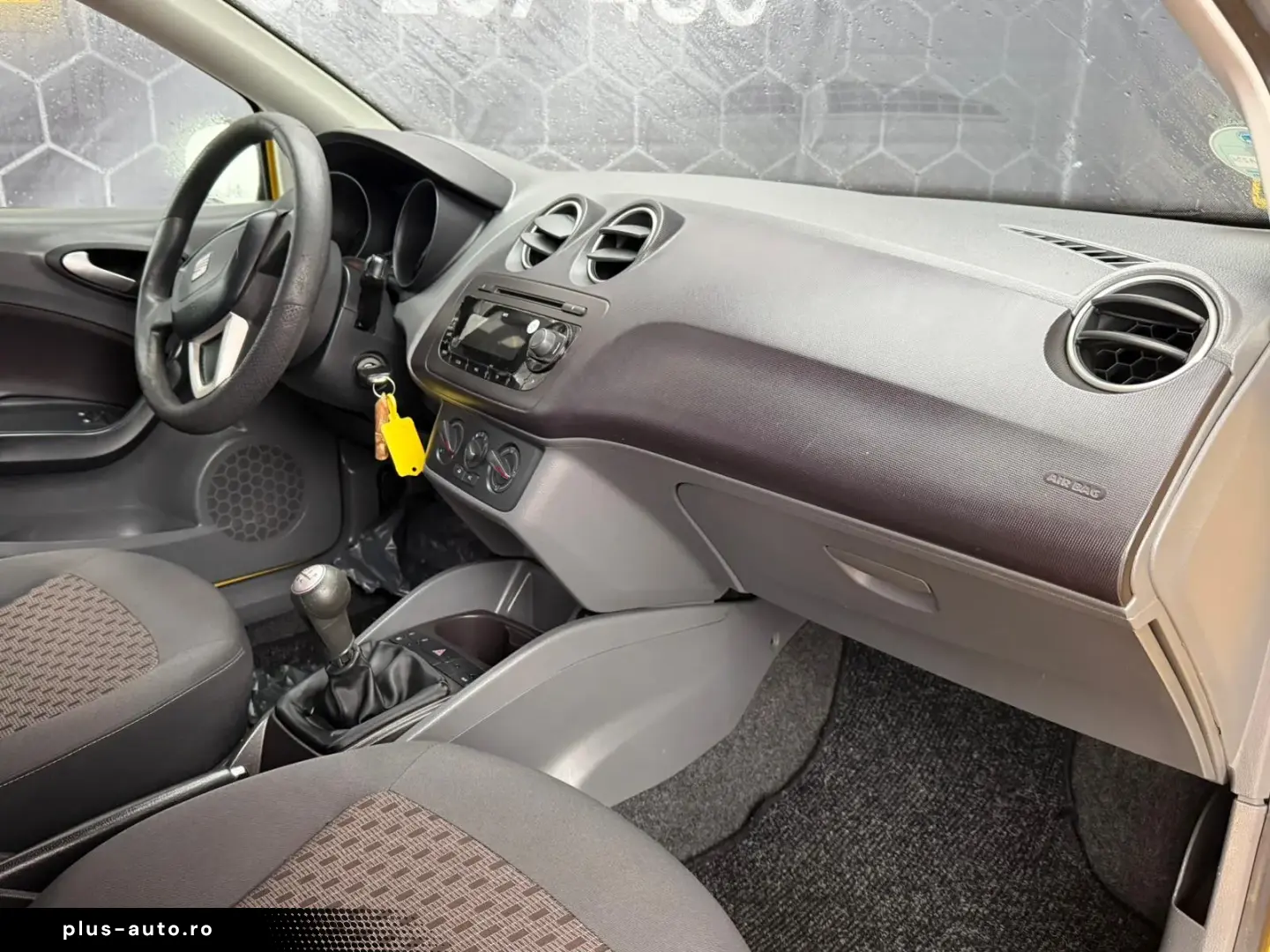 SEAT IBIZA MANUAL BENZINA – TRANSPORT GRATUIT