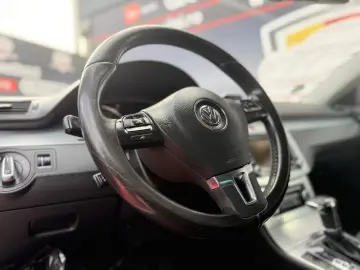 VOLKSWAGEN PASSAT CC AUTOMAT DIESEL – TRANSPORT GRATUIT