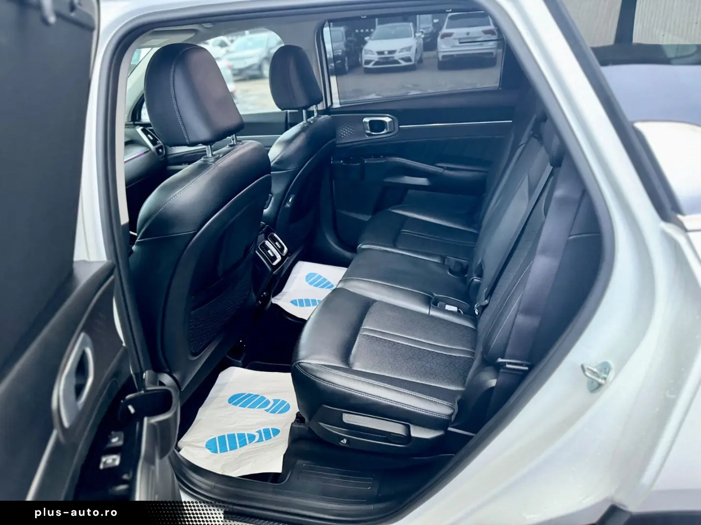 KIA Sorento Spirit 4WD 7 Sitzer AHK Leder KAM