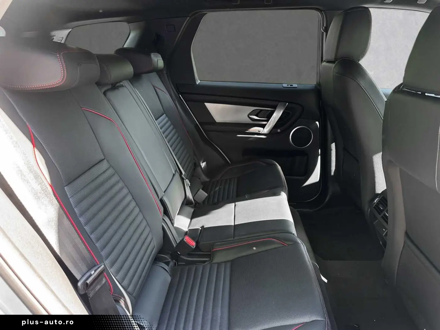 LAND ROVER Discovery Sport D165 R-Dynamic S  7-Sitzer