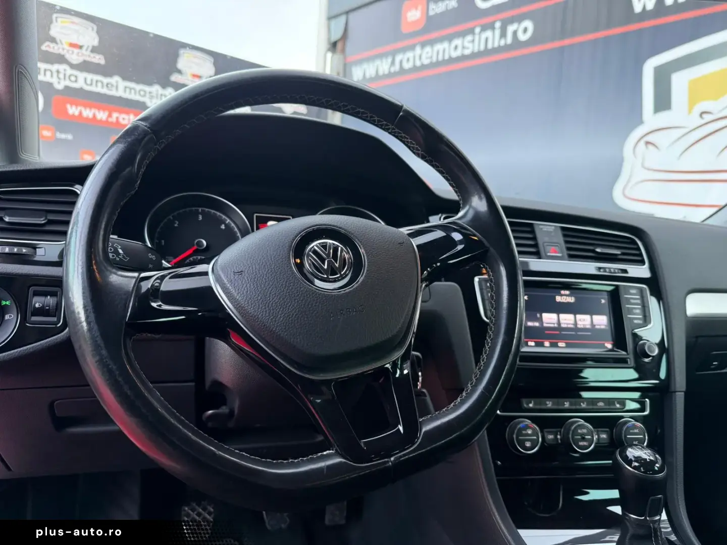 VOLKSWAGEN GOLF 2015 – TRANSPORT GRATUIT