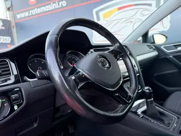 VOLKSWAGEN GOLF 2015 – TRANSPORT GRATUIT