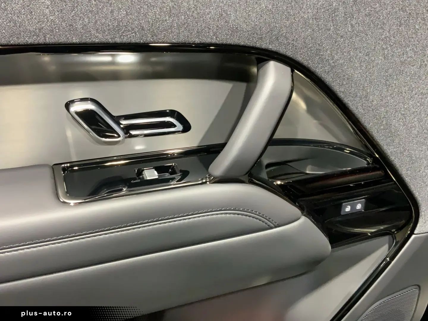 LAND ROVER Range Rover Sport P460e Hybrid Dynamic HSE