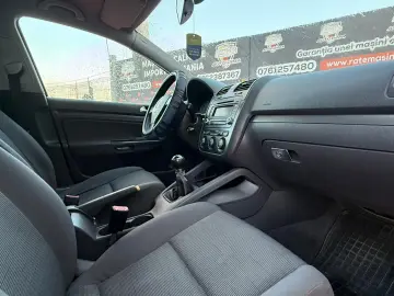 VOLKSWAGEN GOLF 5 MANUAL 1.4 MPI – TRANSPORT GRATUIT