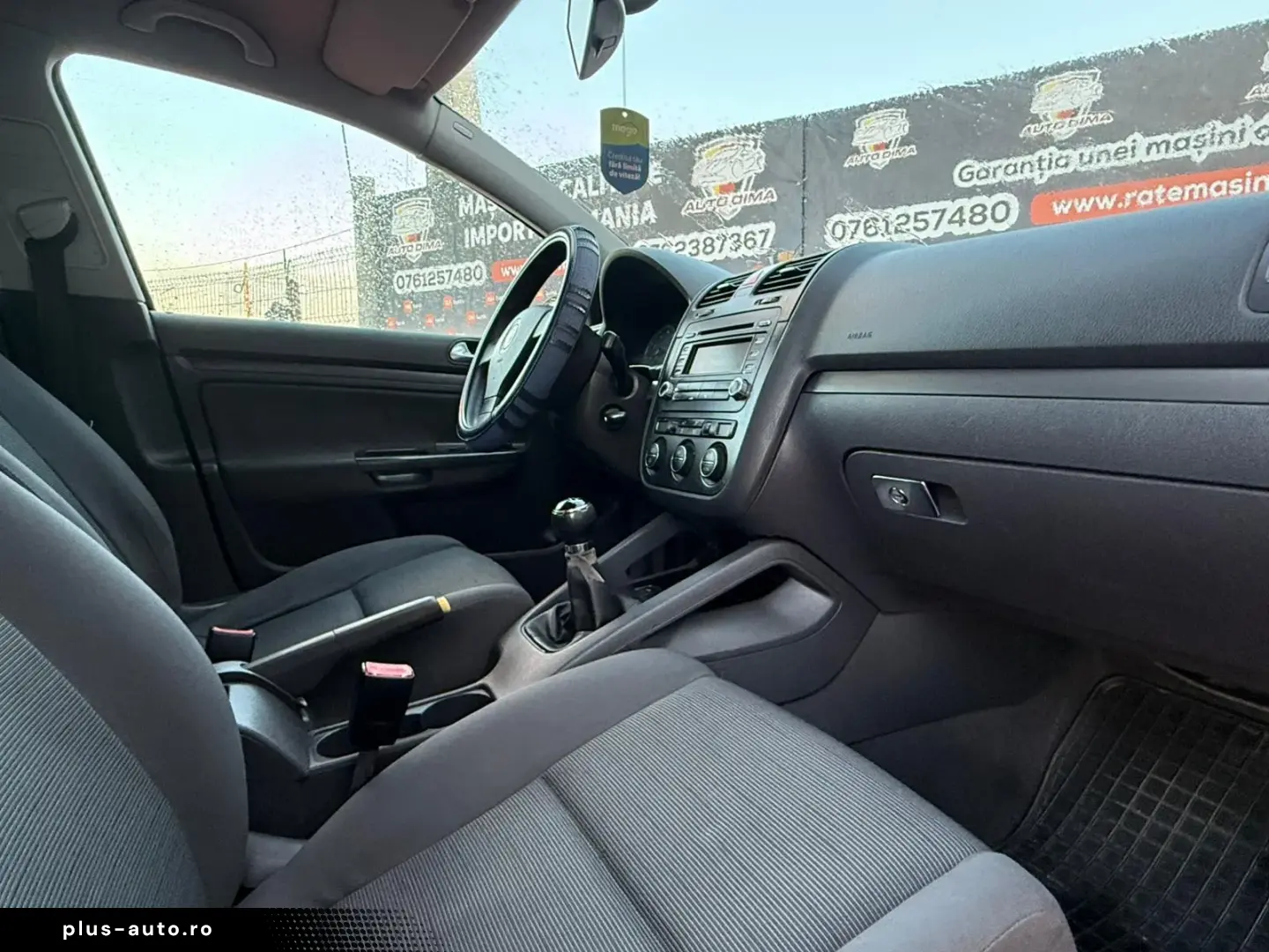 VOLKSWAGEN GOLF 5 MANUAL 1.4 MPI – TRANSPORT GRATUIT