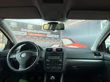 VOLKSWAGEN GOLF 5 MANUAL 1.4 MPI – TRANSPORT GRATUIT