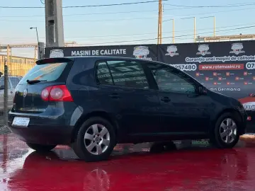 VOLKSWAGEN GOLF 5 MANUAL 1.4 MPI – TRANSPORT GRATUIT