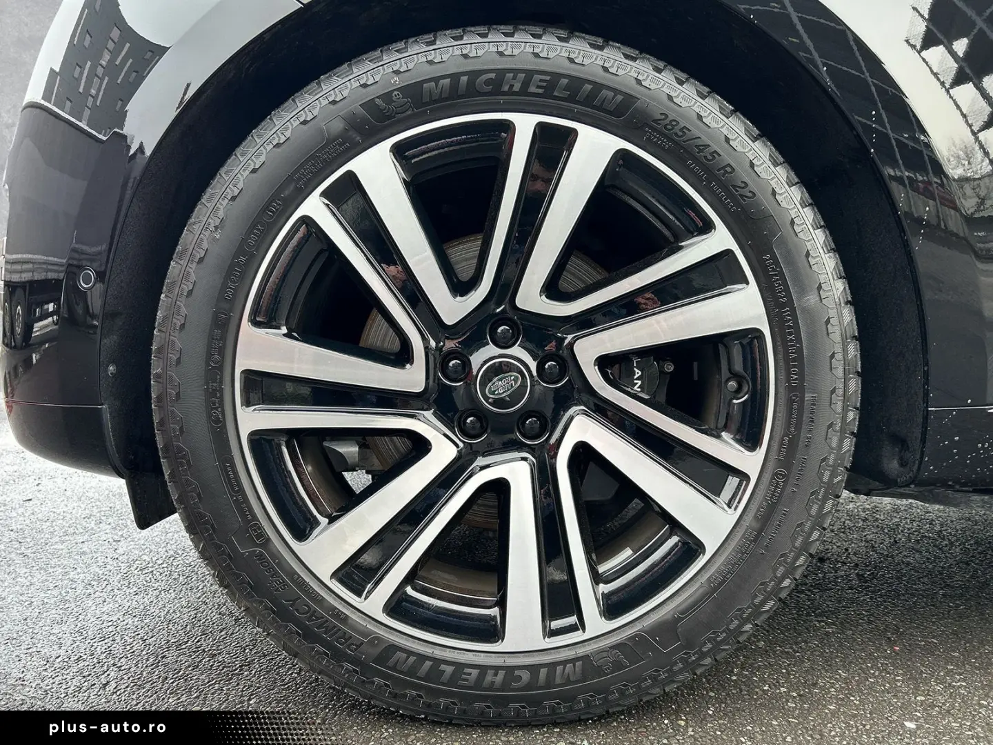 LAND ROVER Range Rover P460e Hybrid HSE   AHK   Massage