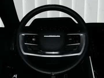 LAND ROVER Range Rover P530 Autobiography (SWB)   STHZ