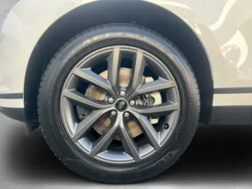 LAND ROVER Range Rover Velar P400e S Plug-In Hybrid AD Navi