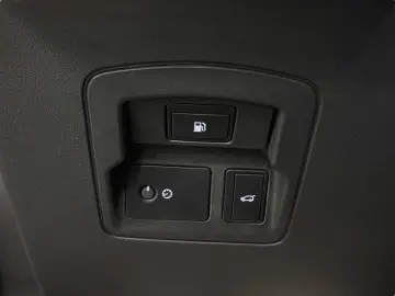 LAND ROVER Range Rover Velar P400e Dyn. SE Pano 20'