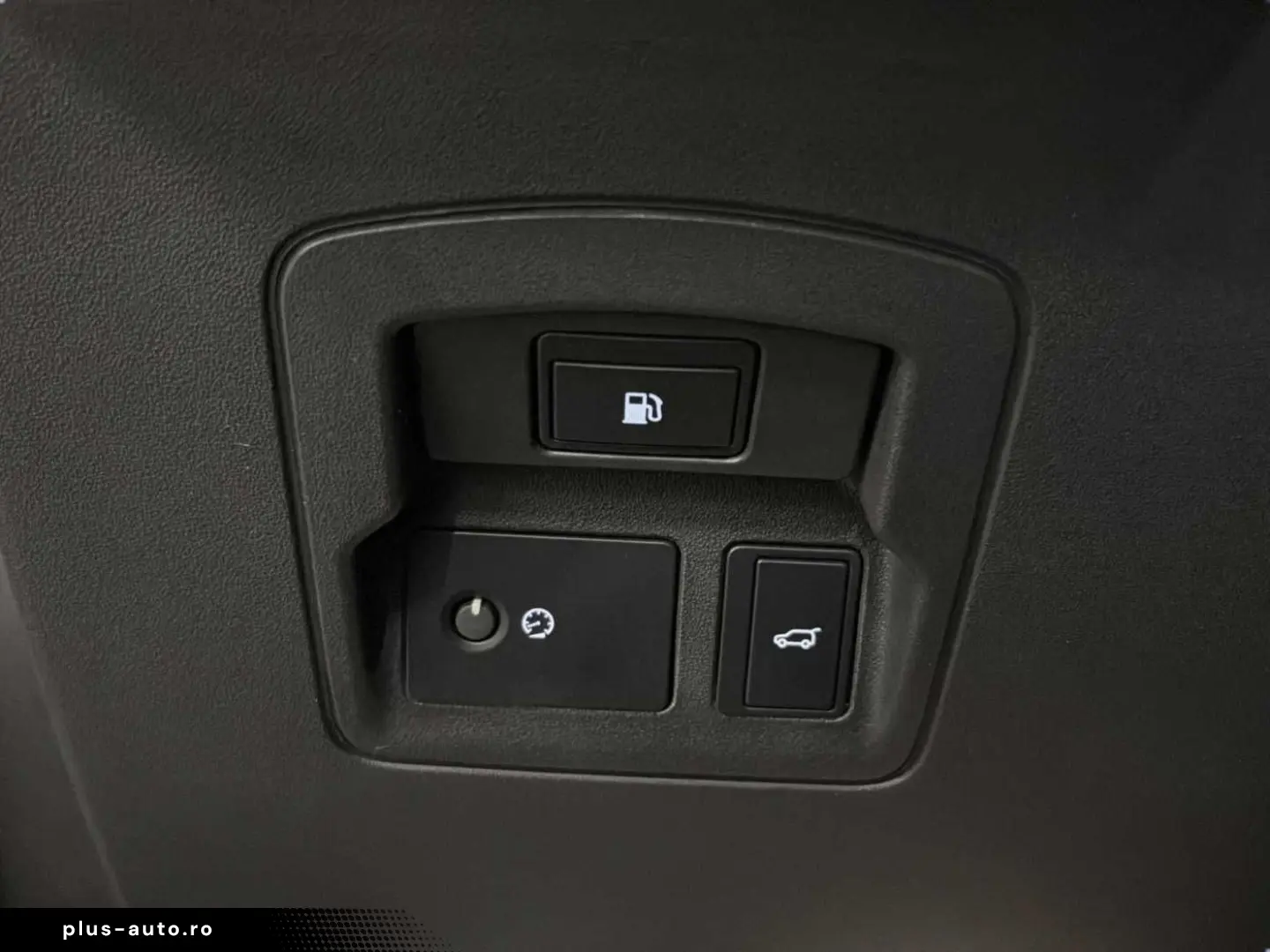 LAND ROVER Range Rover Velar P400e Dyn. SE Pano 20'