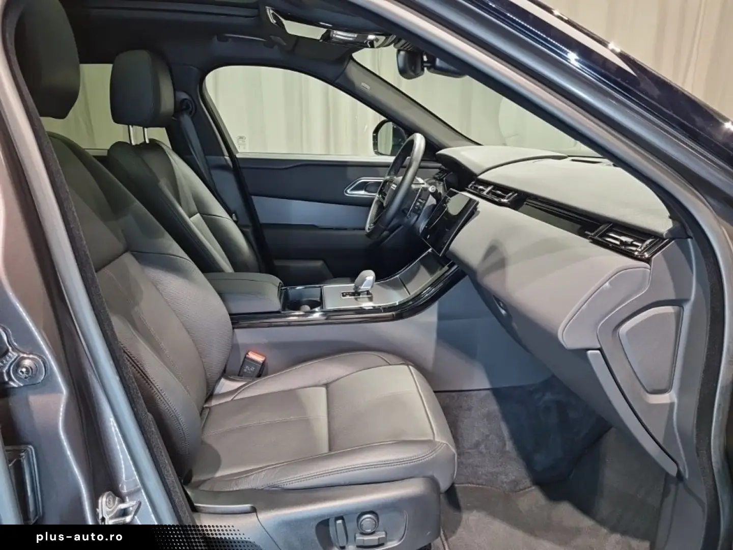 LAND ROVER Range Rover Velar P400e Dynamic SE