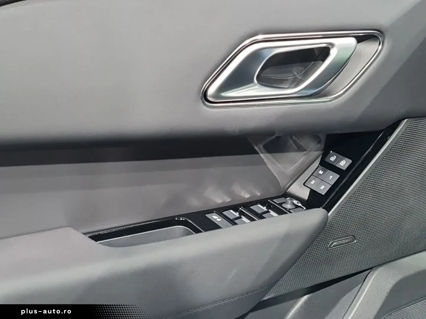 LAND ROVER Range Rover Velar P400e Dynamic SE