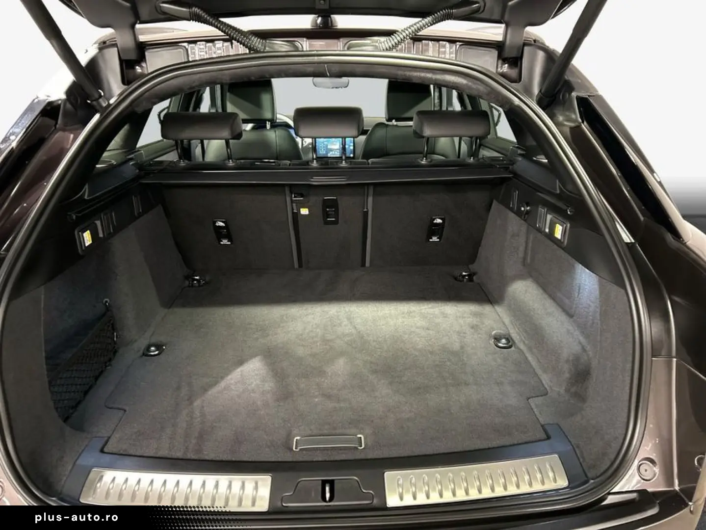 LAND ROVER Range Rover Velar P400e Autobiography