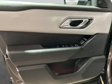 LAND ROVER Range Rover Velar P400e Autobiography