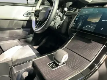 LAND ROVER Range Rover Velar P400e Autobiography