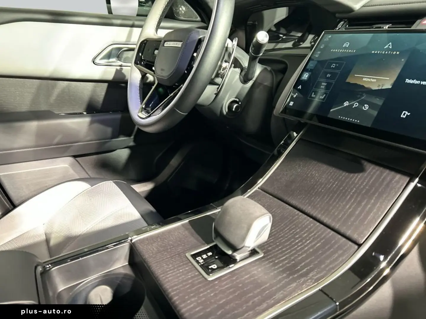 LAND ROVER Range Rover Velar P400e Autobiography