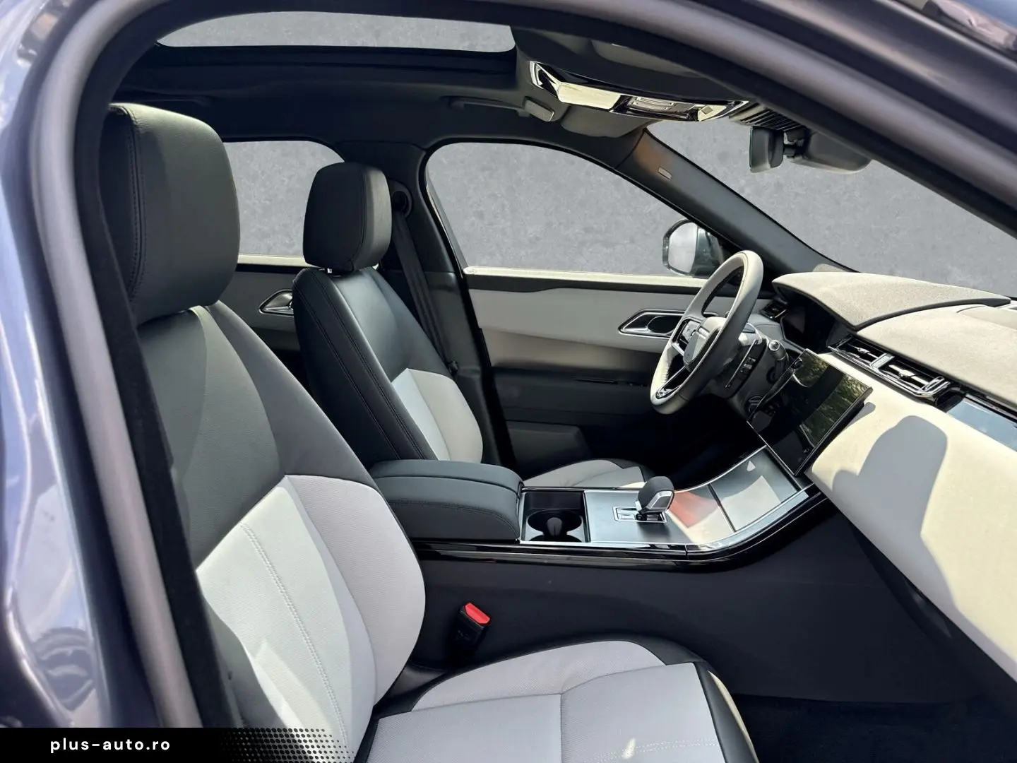 LAND ROVER Range Rover Velar P400e Dyn. SE PHEV HUD Pano 3D