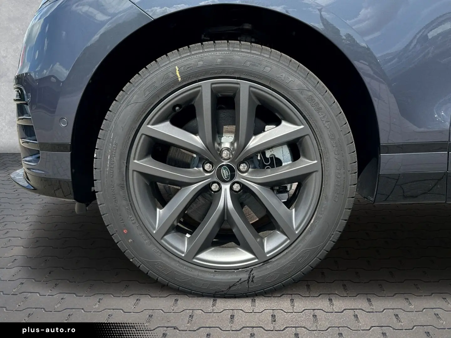 LAND ROVER Range Rover Velar P400e Dyn. SE PHEV HUD Pano 3D