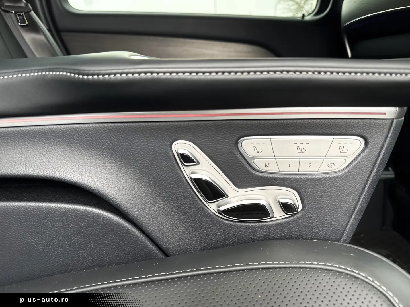 MERCEDES-BENZ V300D 4MATIC-EXTRALONG-SCAUNE VIP-AIRMATIC