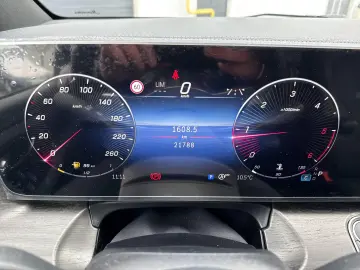 MERCEDES-BENZ V300D 4MATIC-EXTRALONG-SCAUNE VIP-AIRMATIC