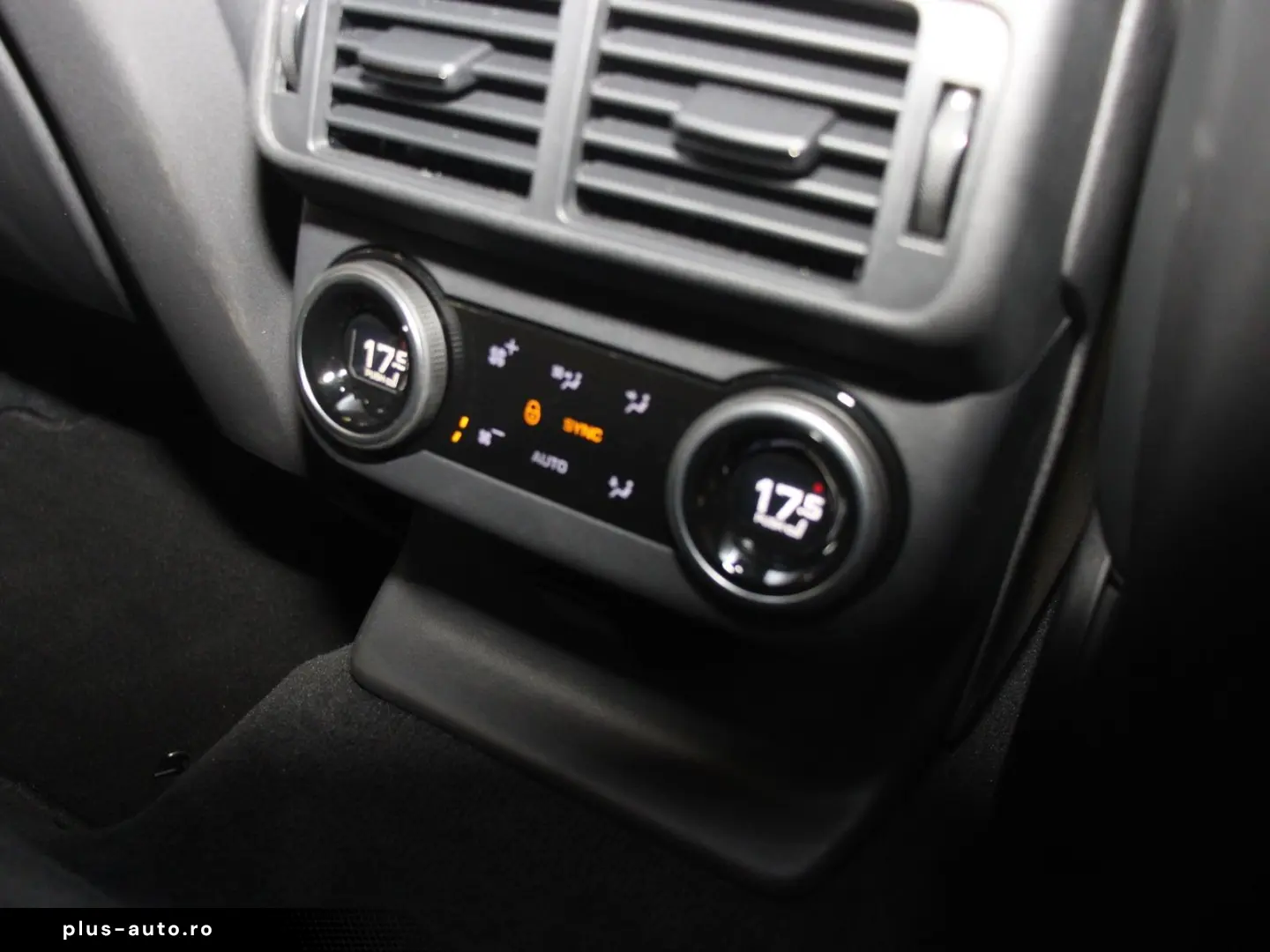 LAND ROVER Range Rover Velar P400 Autobiography AHK Winter