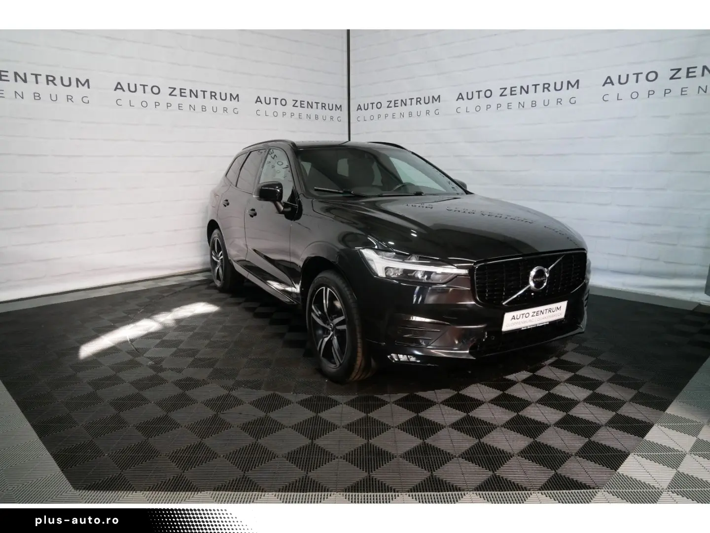 VOLVO XC60 R Design AWD B4 LED Navi Leder AHK PDC 19