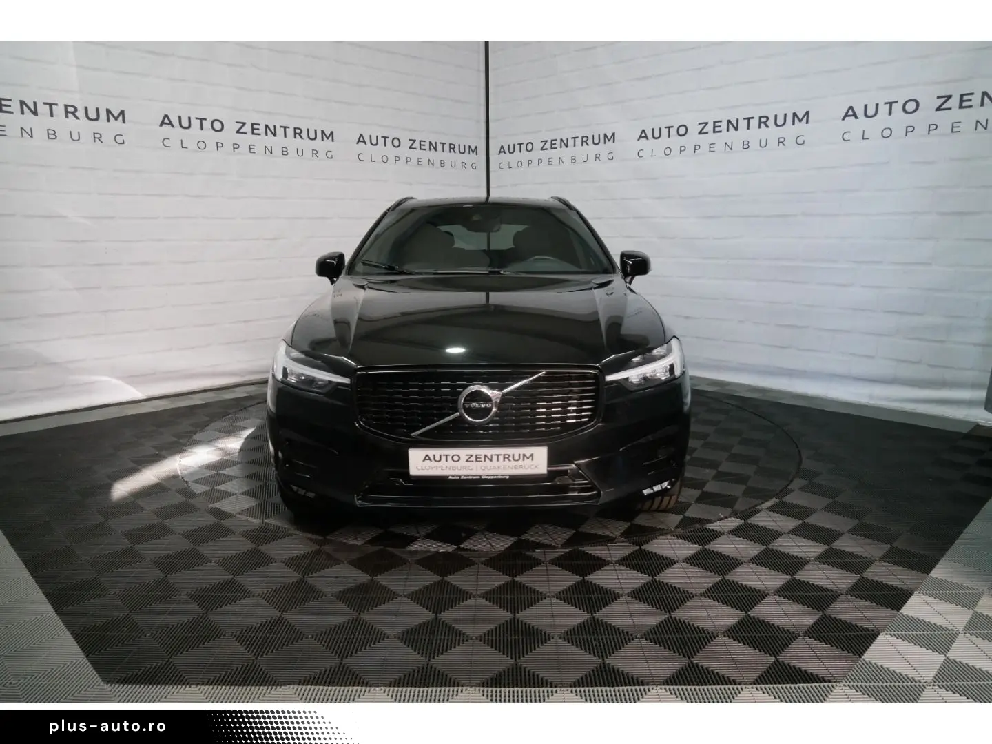 VOLVO XC60 R Design AWD B4 LED Navi Leder AHK PDC 19