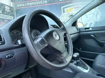 VW GOLF 5  1.9 TDI – TRANSPORT GRATUIT