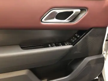 LAND ROVER Range Rover Velar P400 Dyn. HSE Massagesitze