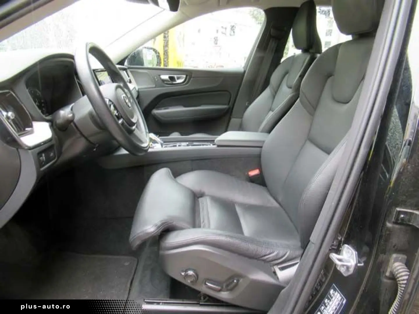 VOLVO XC60 B4D Inscription AWD Navi Leder AHK  Xenium