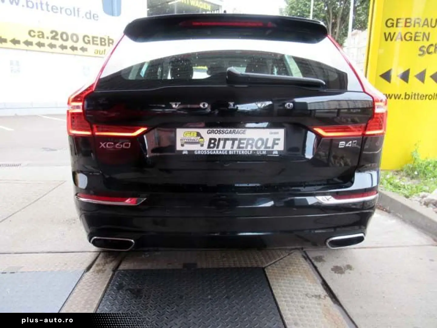 VOLVO XC60 B4D Inscription AWD Navi Leder AHK  Xenium