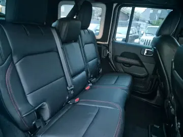 JEEP Wrangler Rubicon 2.0T-GDI Navi Kamera LED AHK