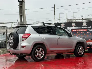 TOYOTA RAV 4 EURO 5 – TRANSPORT GRATUIT