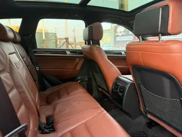 VOLKSWAGEN TOUAREG 2015 – TRANSPORT GRATUIT